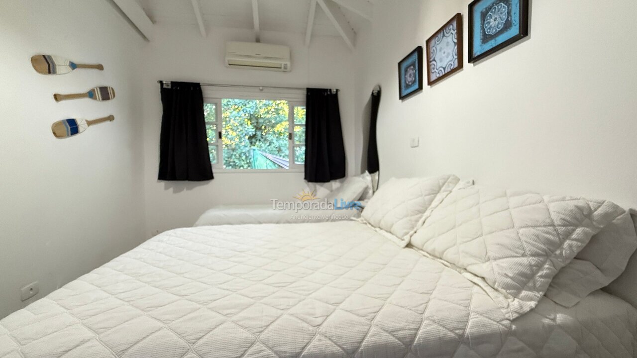 House for vacation rental in São Sebastião (Barra do Sahy)