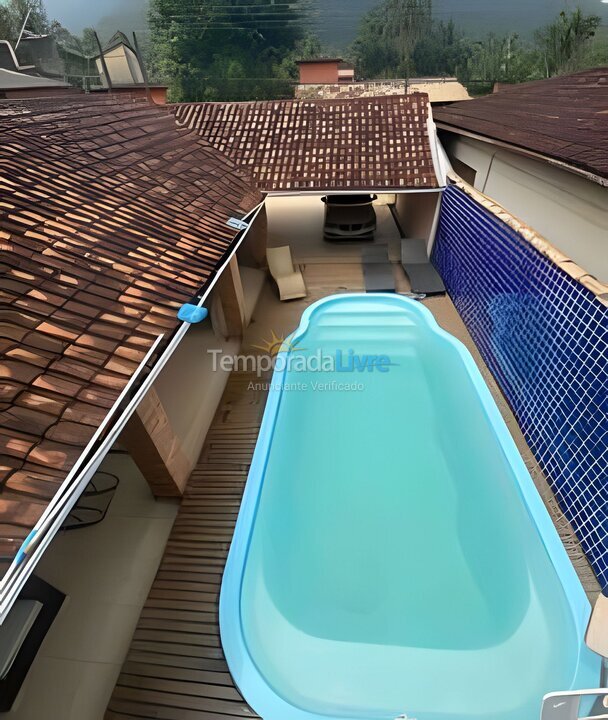 Casa para aluguel de temporada em São Sebastião (Praia do Saco)