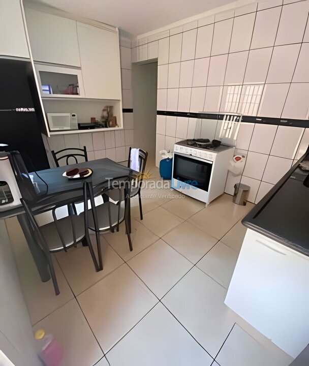 Casa para aluguel de temporada em São Sebastião (Praia do Saco)