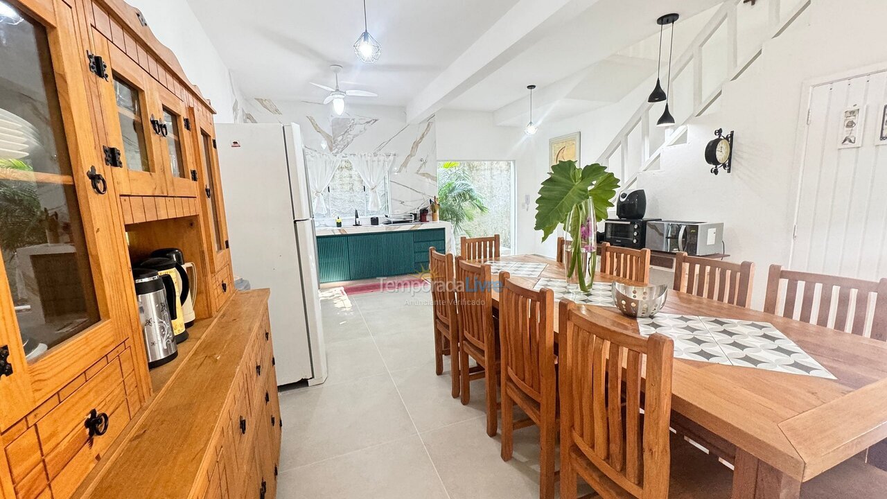 House for vacation rental in São Sebastião (Barra do Sahy)