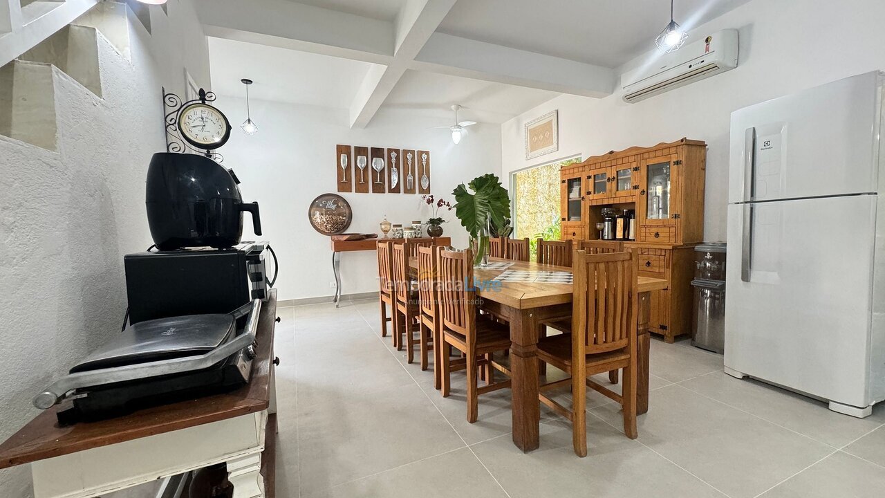 House for vacation rental in São Sebastião (Barra do Sahy)