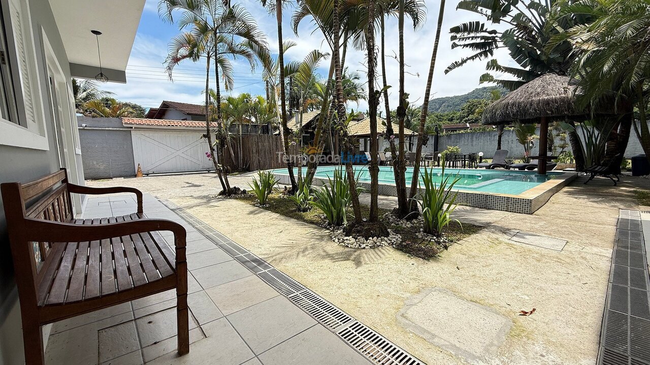 House for vacation rental in São Sebastião (Barra do Sahy)