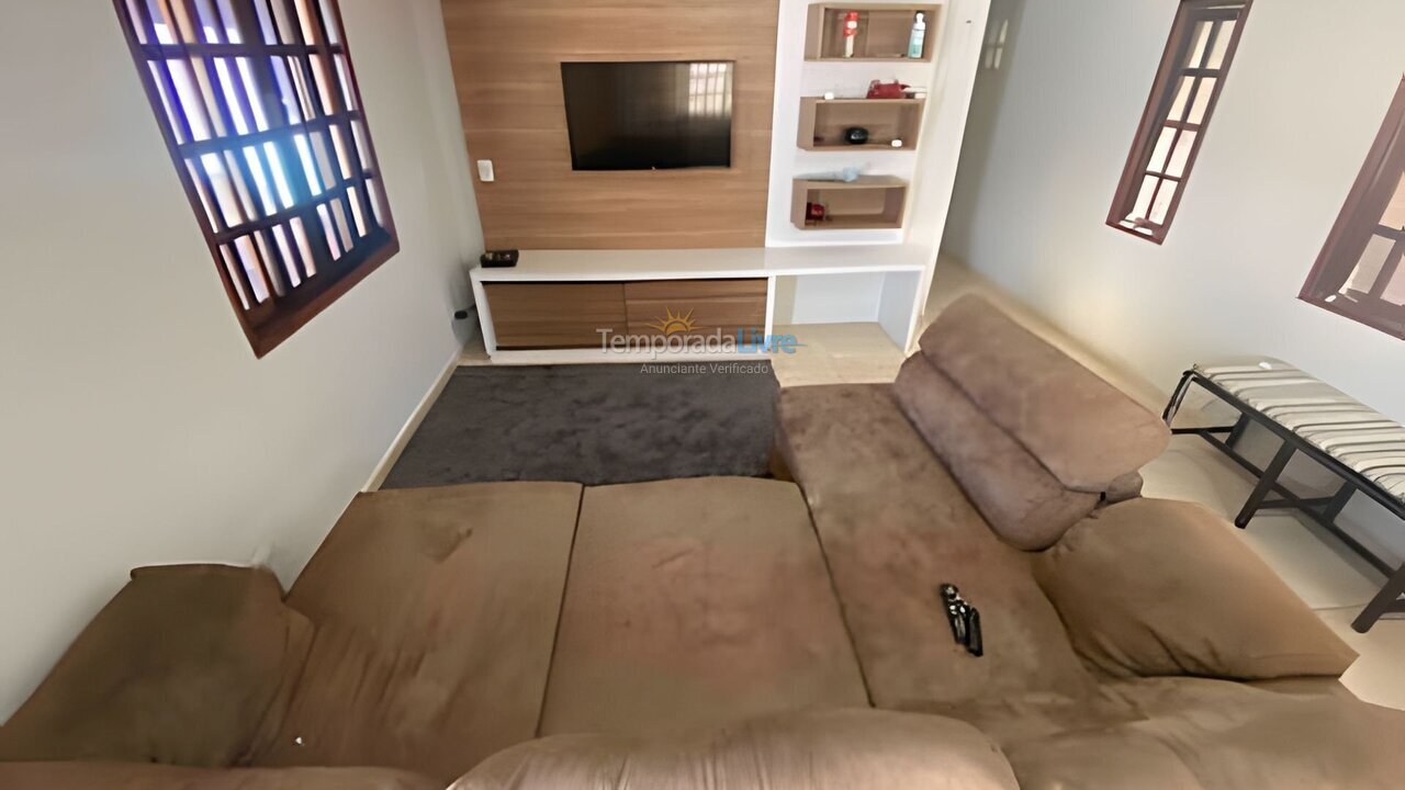 Casa para aluguel de temporada em São Sebastião (Praia do Saco)