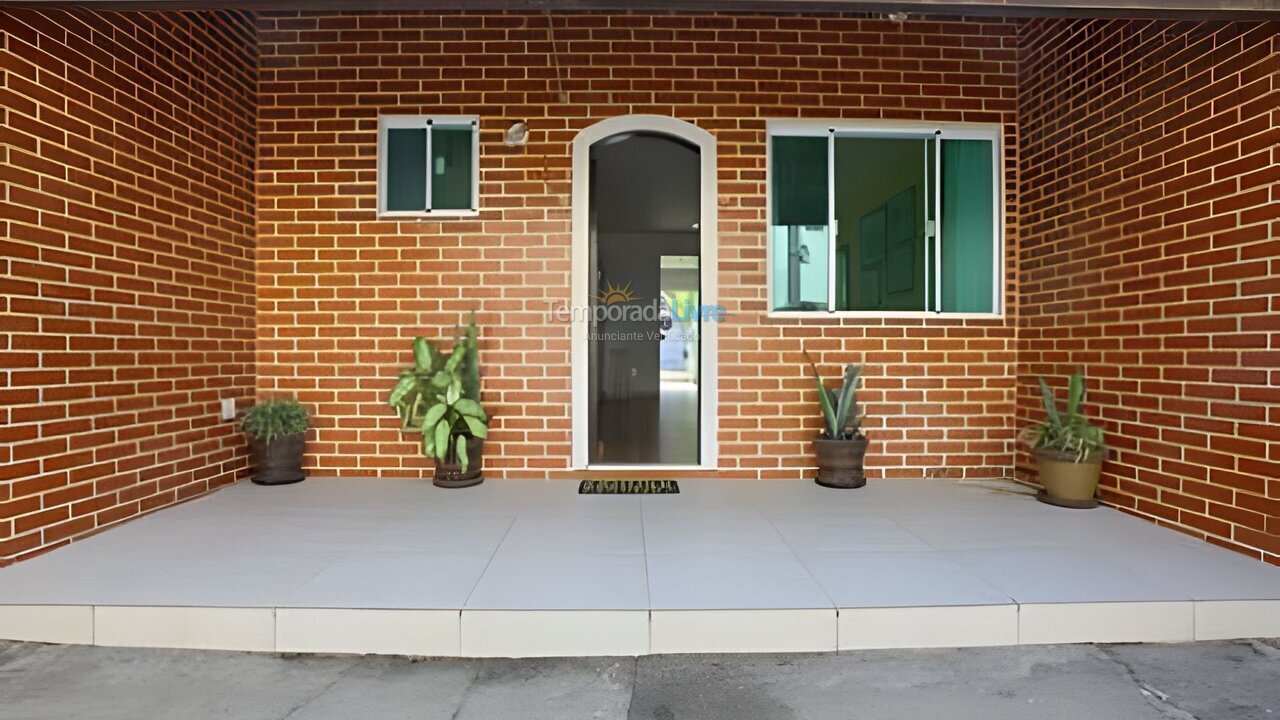 Casa para aluguel de temporada em Iguaba Grande (São Miguel)