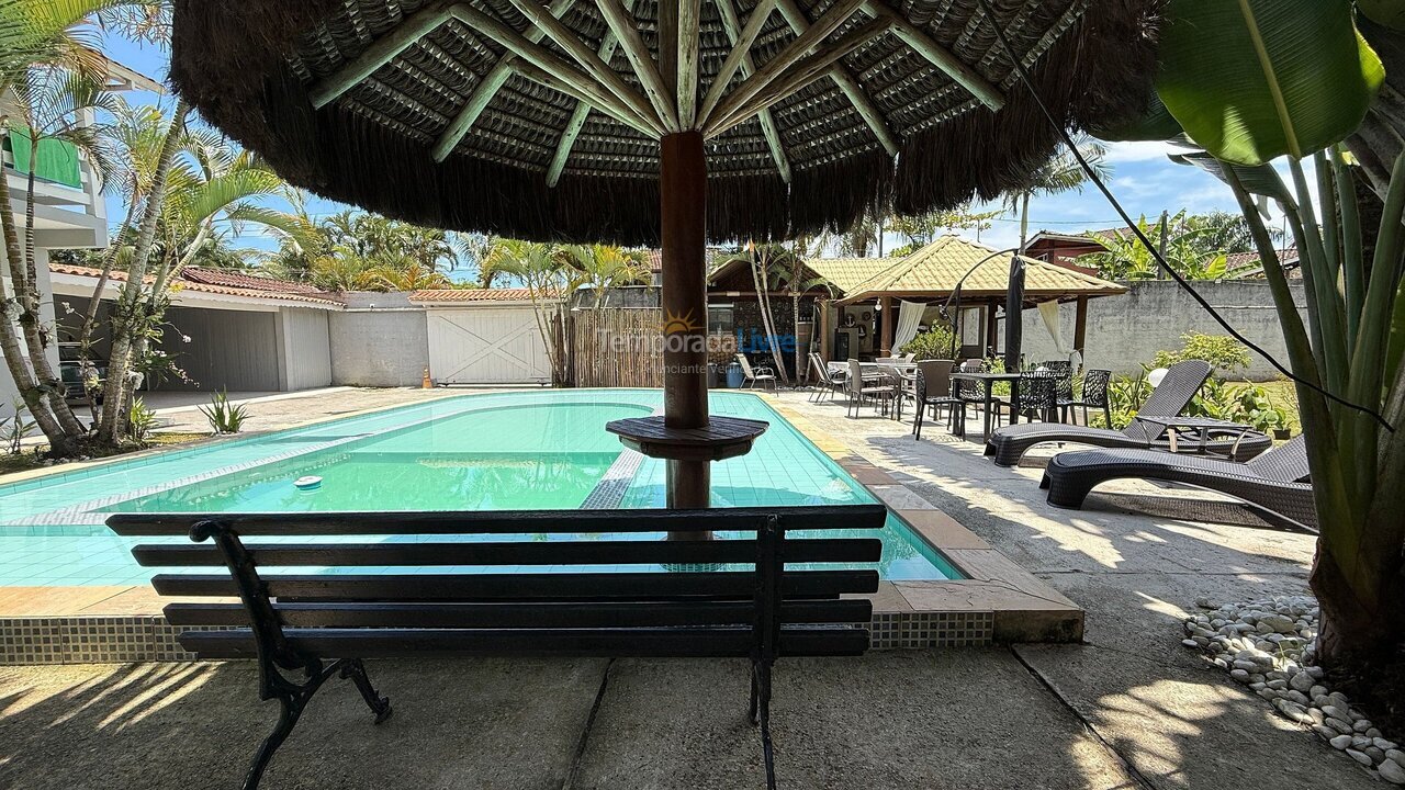 House for vacation rental in São Sebastião (Barra do Sahy)