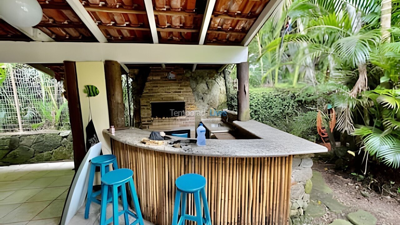 Casa para aluguel de temporada em São Sebastião (Juquehy)