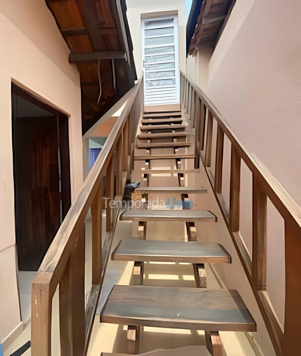 Casa para aluguel de temporada em São Sebastião (Praia do Saco)