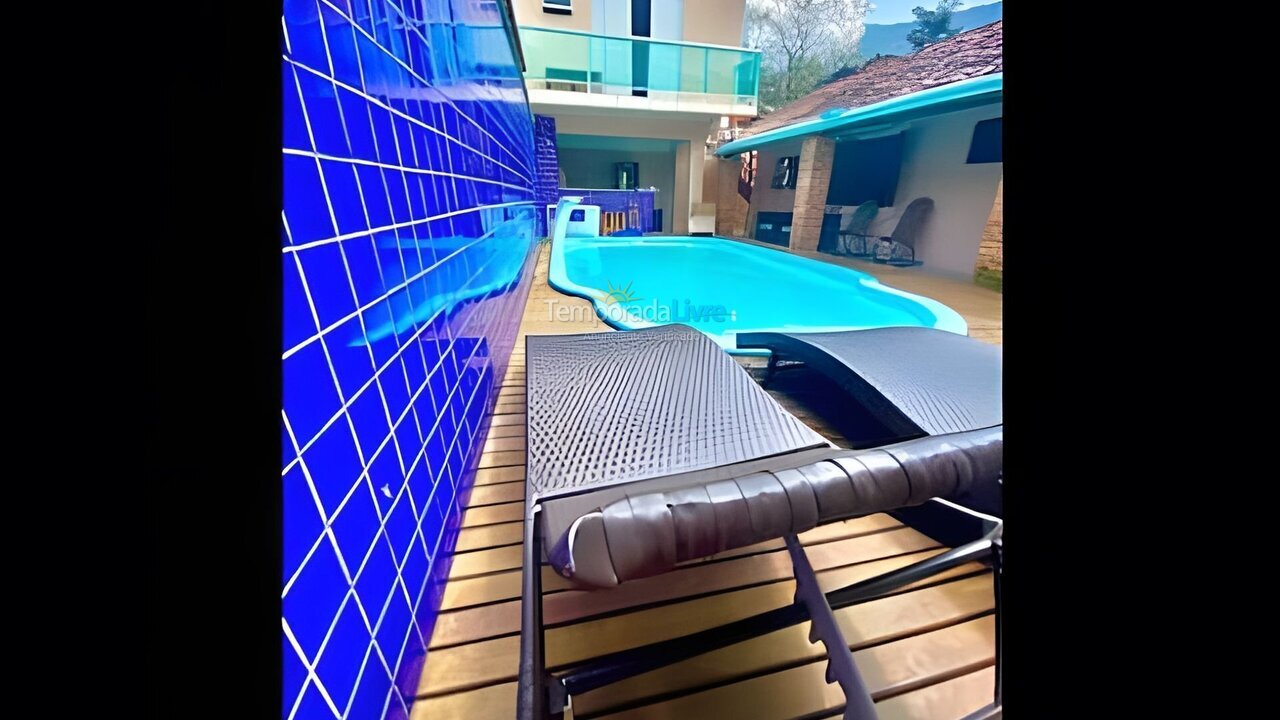 Casa para aluguel de temporada em São Sebastião (Praia do Saco)