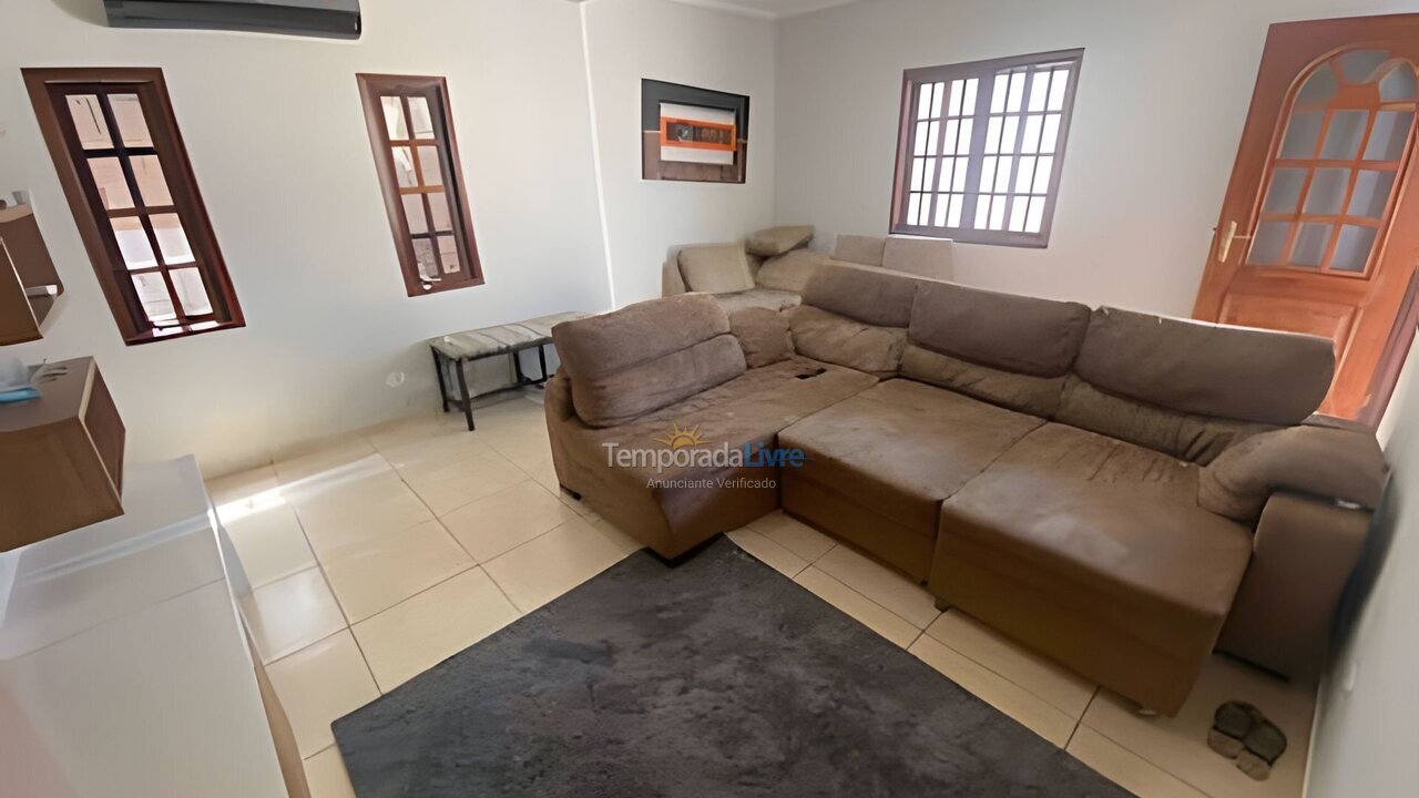 Casa para aluguel de temporada em São Sebastião (Praia do Saco)