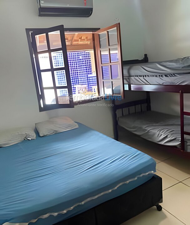 Casa para aluguel de temporada em São Sebastião (Praia do Saco)