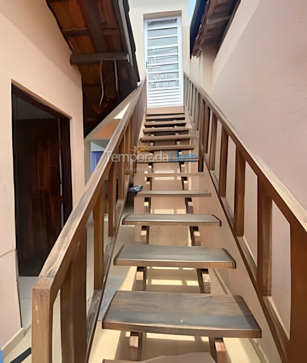 Casa para aluguel de temporada em São Sebastião (Praia do Saco)