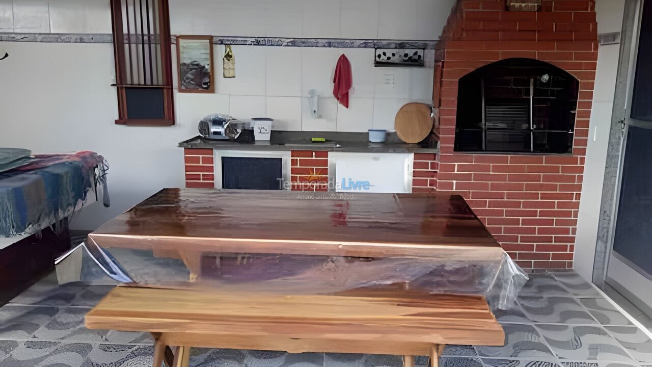 Casa para aluguel de temporada em Iguaba Grande (São Miguel)