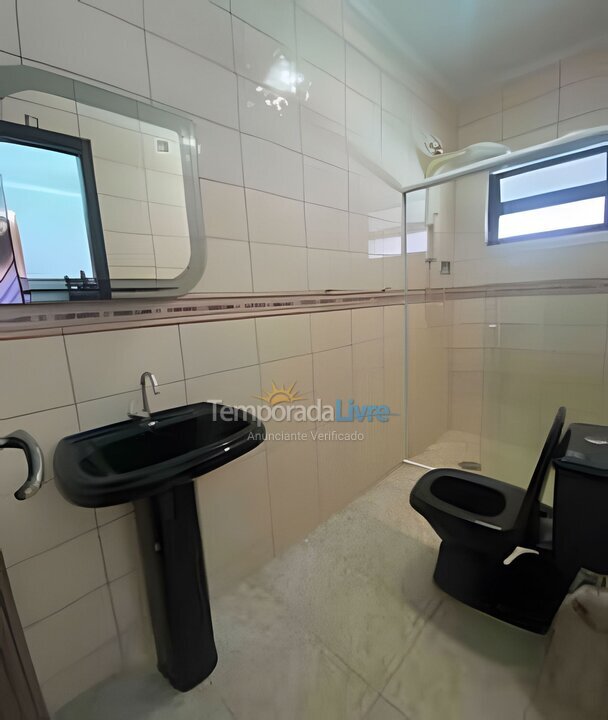 Casa para aluguel de temporada em São Sebastião (Praia do Saco)