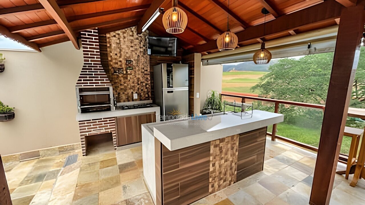 Casa para alquiler de vacaciones em Capitólio (Capitólio)