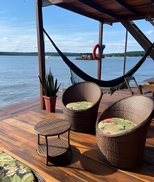 Floating House - Unique Experience