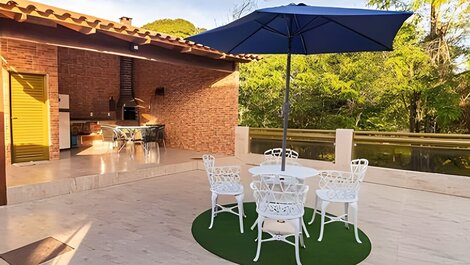 Casa con piscina climatizada y vista (Pirenopolis-GO)