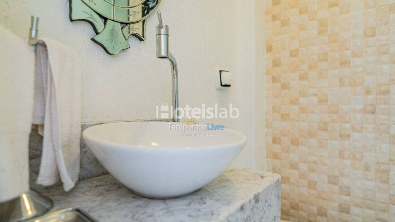 Apartamento para aluguel de temporada em Florianopolis (Canasvieiras)