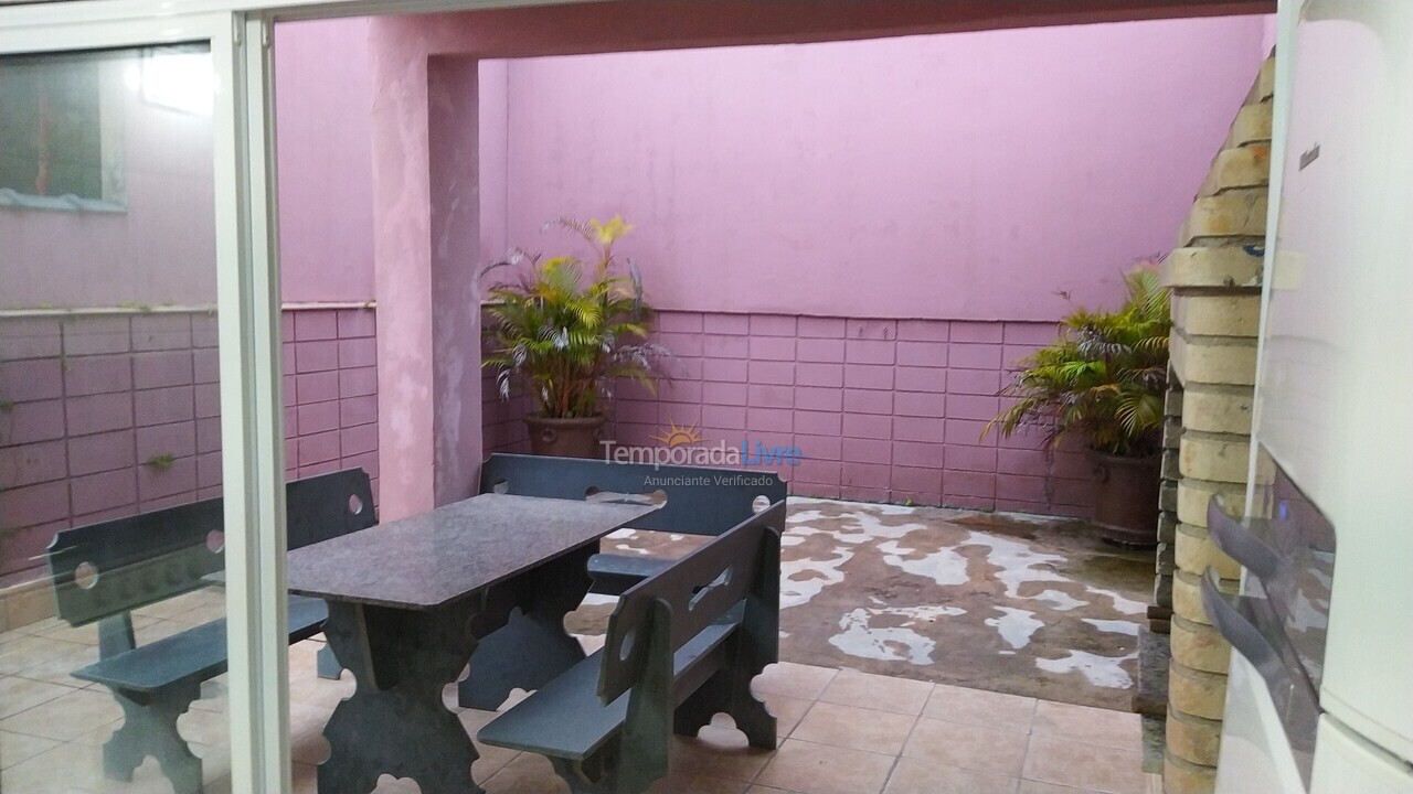 Casa para aluguel de temporada em Itanhaém (Cibratel II)