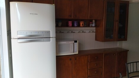 Casa espaçosa e arejada comporta 12 pessoas