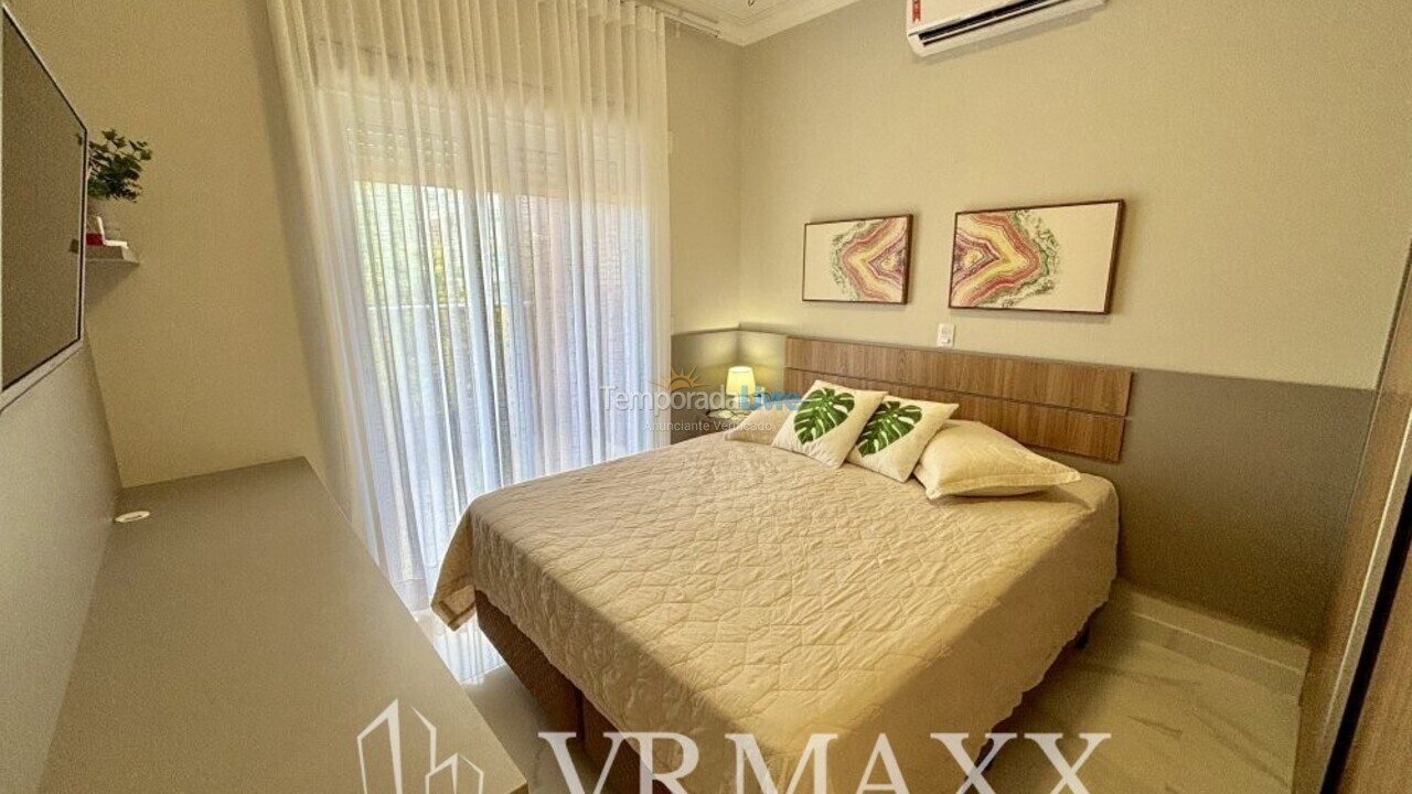 Apartment for vacation rental in Bombinhas (Mariscal)