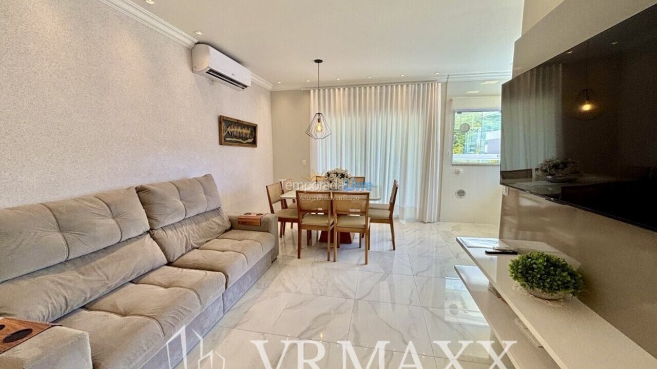 Apartment for vacation rental in Bombinhas (Mariscal)