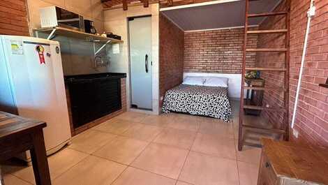 LOFT SOBRE LA ARENA FRENTE A PRAIA DO FORTE EN CABO FRIO