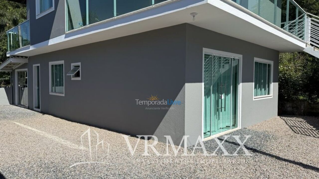 House for vacation rental in Bombinhas (Morrinhos)