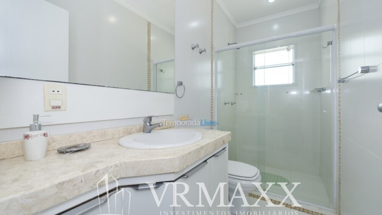 House for vacation rental in Bombinhas (Praia de Zimbros)