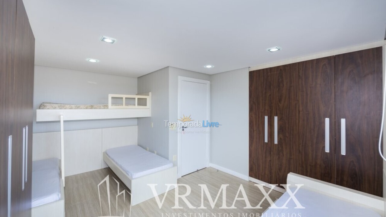 House for vacation rental in Bombinhas (Praia de Zimbros)