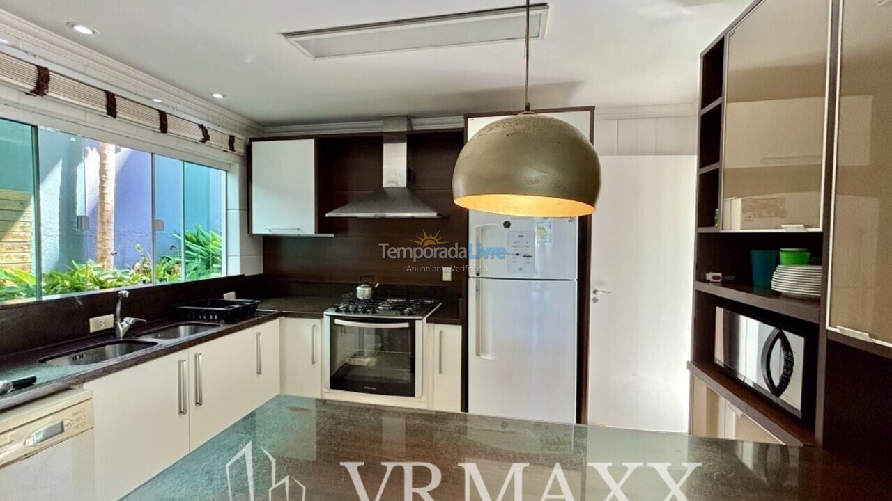 Casa para alquiler de vacaciones em Bombinhas (Mariscal)