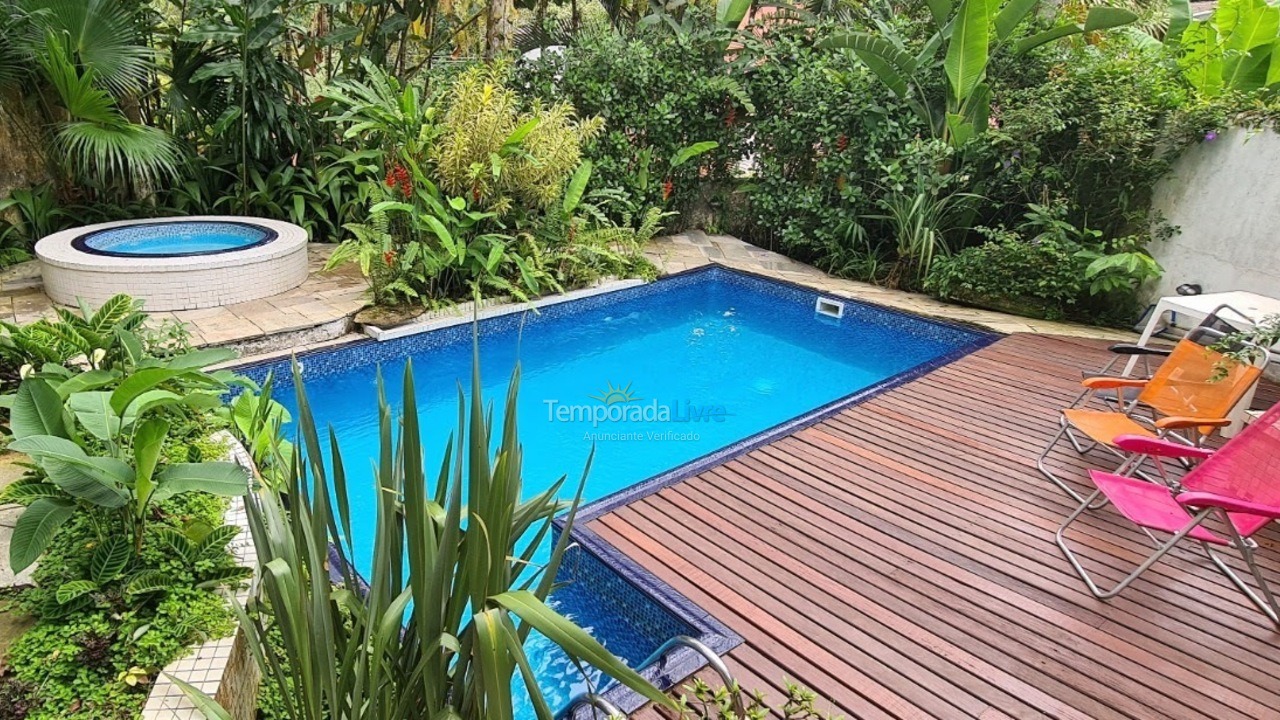 Casa para aluguel de temporada em São Sebastião (Juquehy)