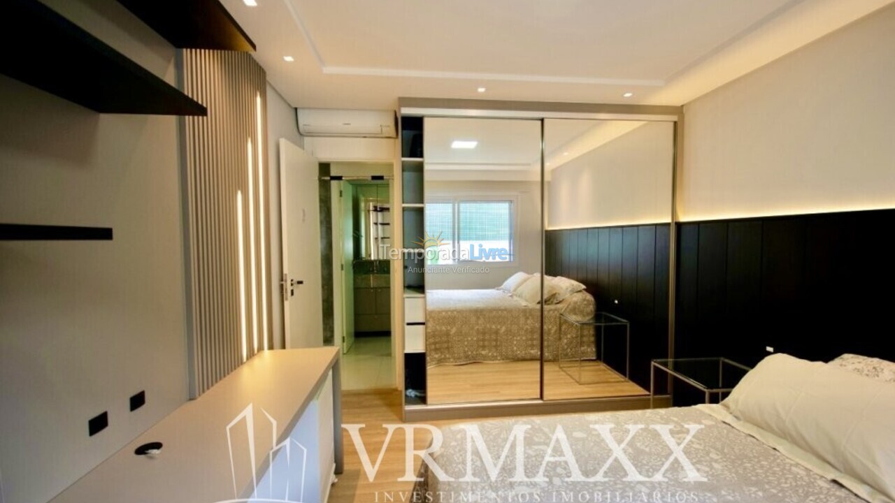 Apartamento para aluguel de temporada em Bombinhas (Praia de Bombas)