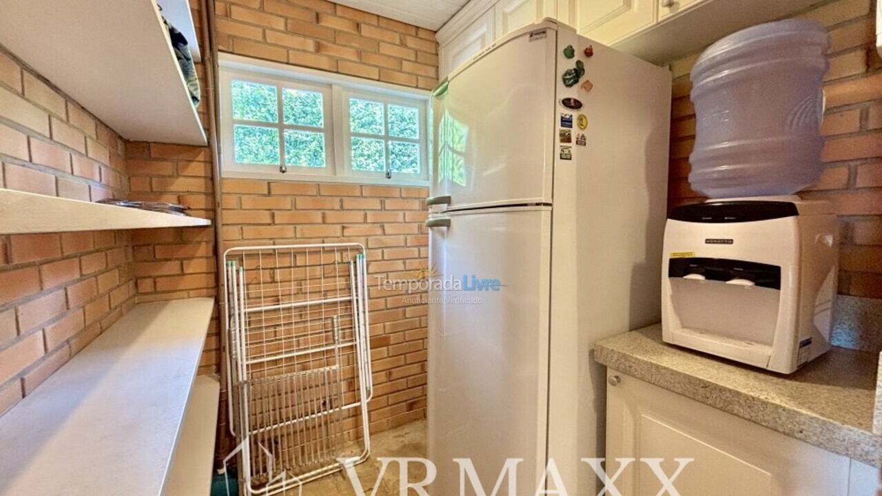 Casa para aluguel de temporada em Bombinhas (Canto Grande)