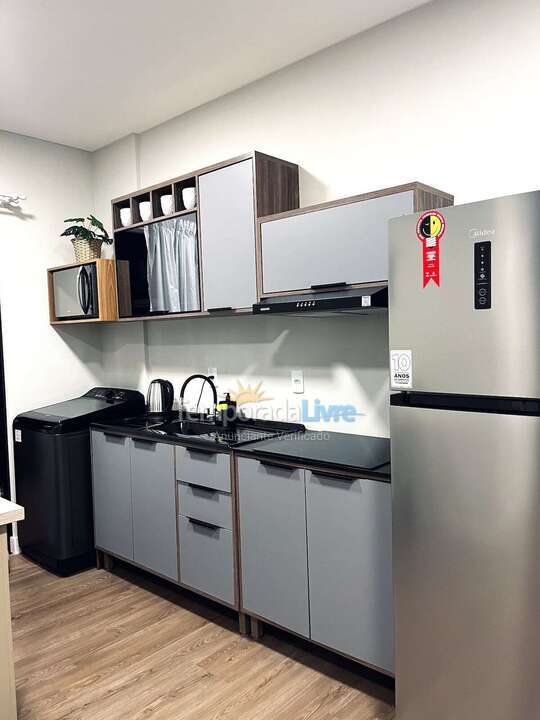 Apartamento para aluguel de temporada em Bombinhas (Praia de Bombas)