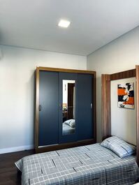 Cama de auxiliar embutida