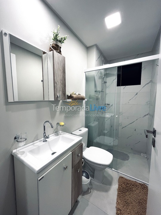 Apartamento para aluguel de temporada em Bombinhas (Praia de Bombas)