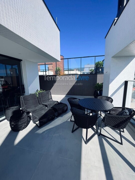 Apartamento para aluguel de temporada em Bombinhas (Praia de Bombas)