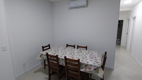 Large Apartment with 03 Bedrooms - 200 Meters to the Beach