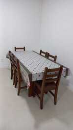 Large Apartment with 03 Bedrooms - 200 Meters to the Beach