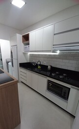 Large Apartment with 03 Bedrooms - 200 Meters to the Beach