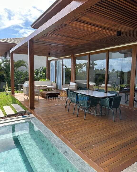 Casa para aluguel de temporada em Mata de São João (Praia do Forte)