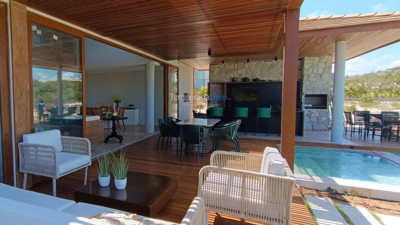 Casa para aluguel de temporada em Mata de São João (Praia do Forte)