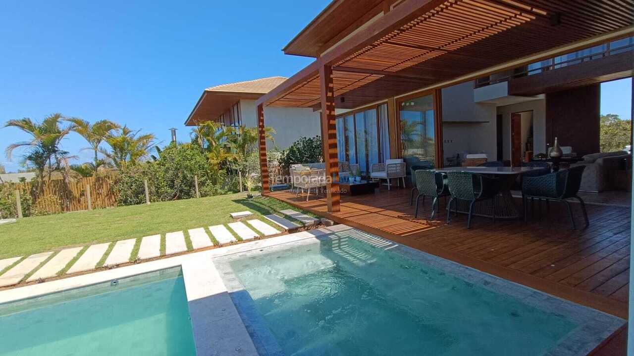 Casa para aluguel de temporada em Mata de São João (Praia do Forte)