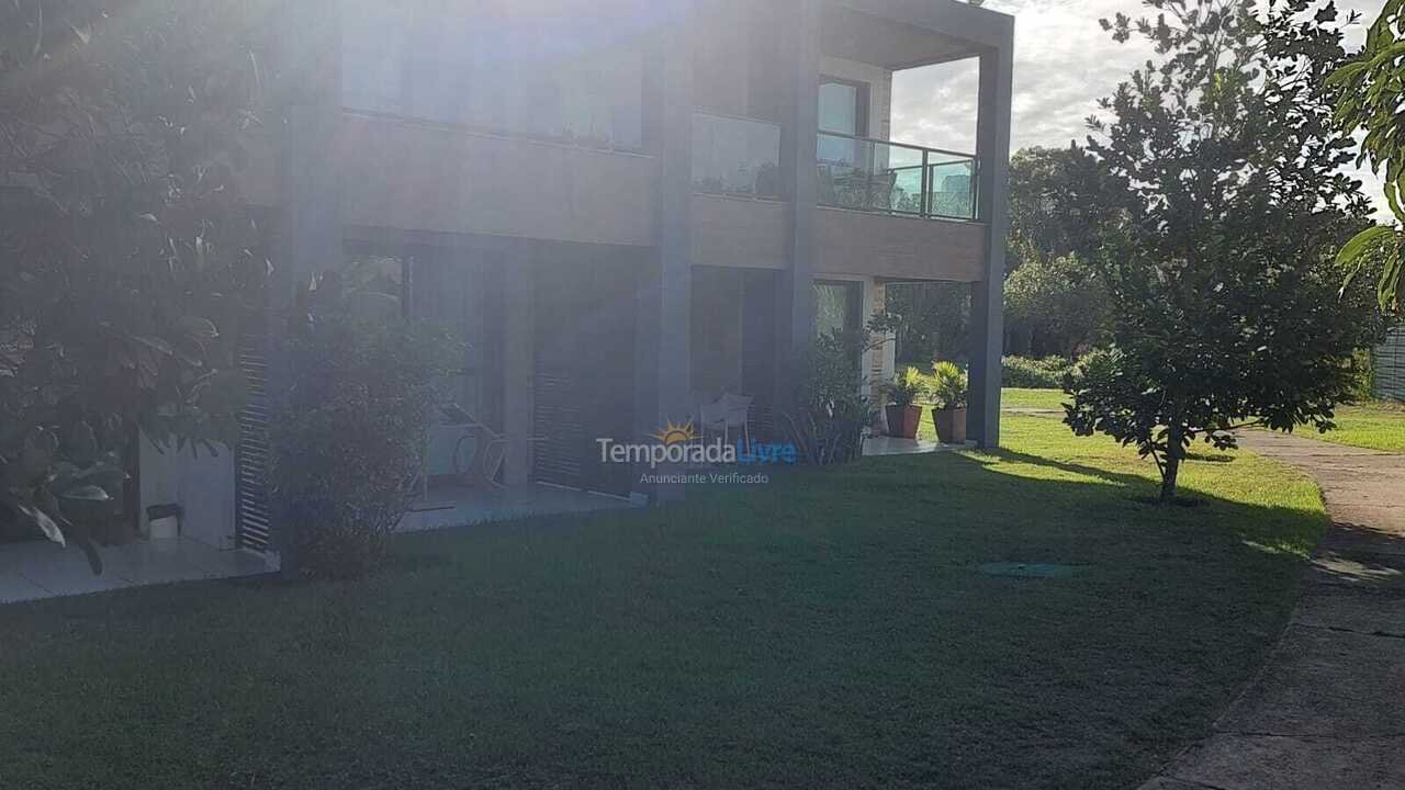 Apartamento para aluguel de temporada em Barra de São Miguel (Piaçavas)