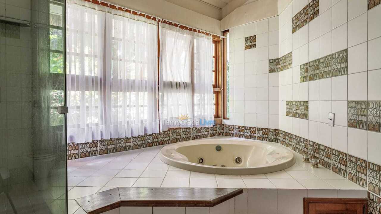 Casa para aluguel de temporada em Florianopolis (Jurerê Internacional)