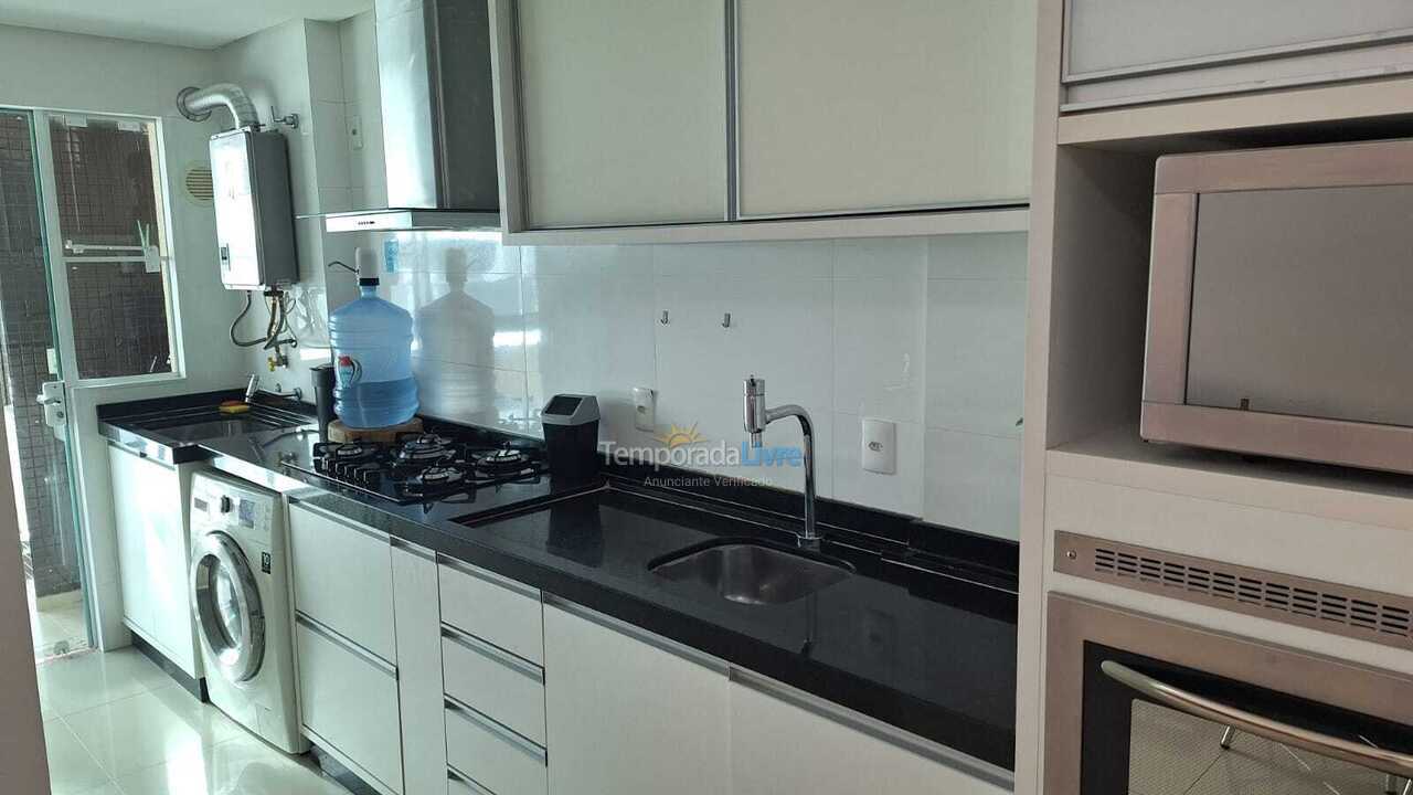 Apartamento para alquiler de vacaciones em Bombinhas (Praia de Bombas)