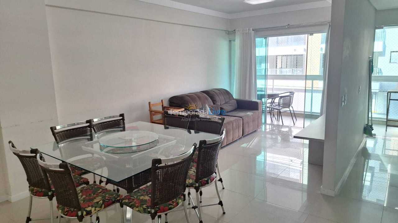 Apartamento para alquiler de vacaciones em Bombinhas (Praia de Bombas)