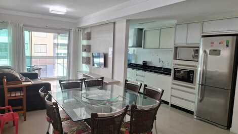 Apartamento para alugar em Bombinhas - Praia de Bombas