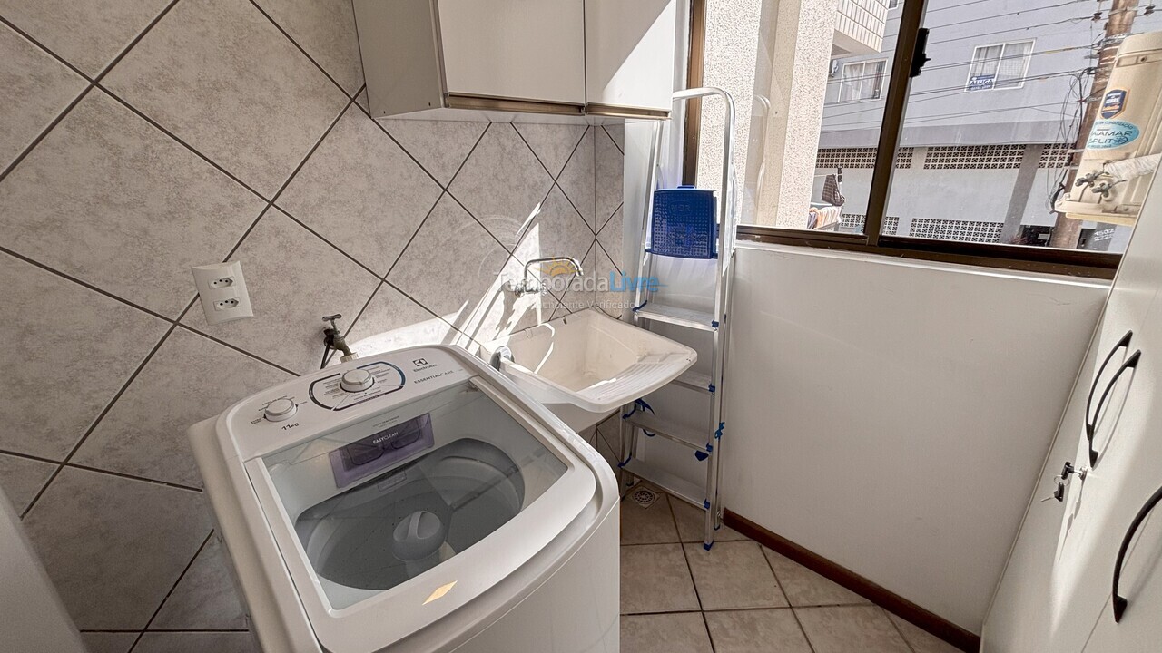 Apartamento para aluguel de temporada em Bombinhas (Praia de Bombas)