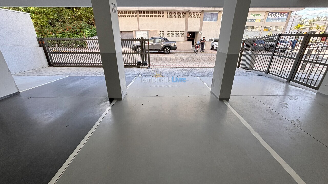 Apartamento para aluguel de temporada em Bombinhas (Praia de Bombas)